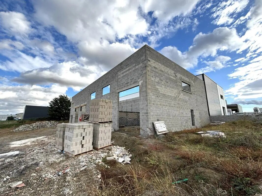 Flex in Garidech for sale Building Photo- Image 1 of 23