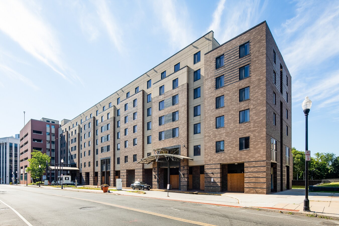 1 W Lafayette St, Trenton, NJ 08608