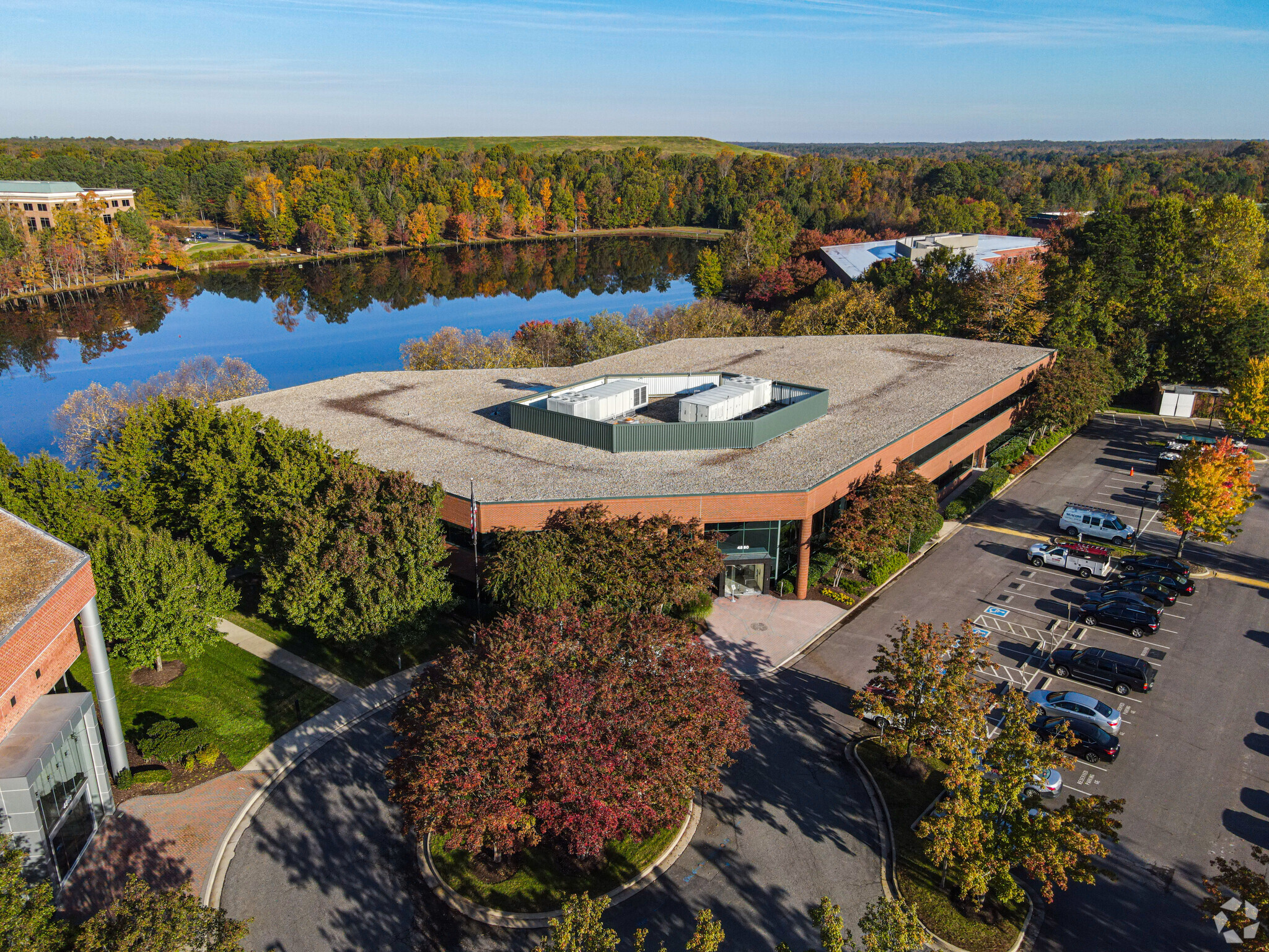 4880 Cox Rd, Glen Allen, VA for lease Building Photo- Image 1 of 15