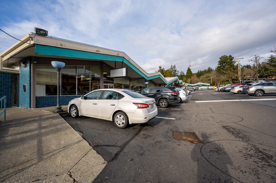 6335-6348 SW Capitol Hwy, Portland, OR for lease - Building Photo - Image 1 of 6