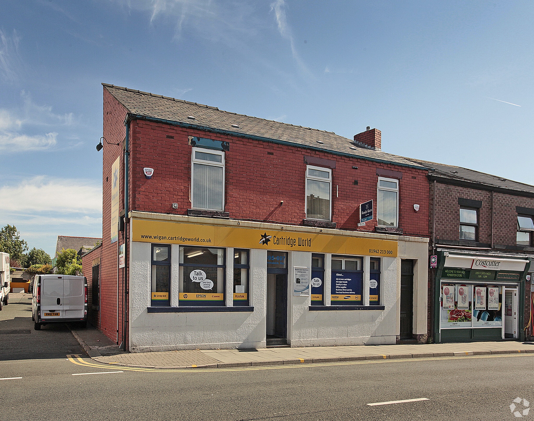 695-697 Ormskirk Rd, Wigan for sale Primary Photo- Image 1 of 1