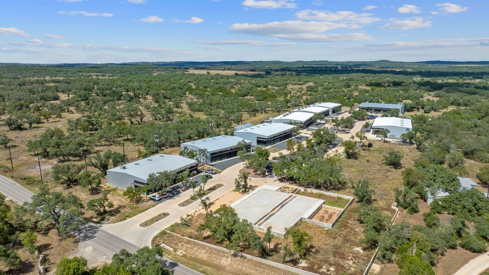 14510 Fitzhugh Rd, Austin, TX for lease - Building Photo - Image 1 of 6