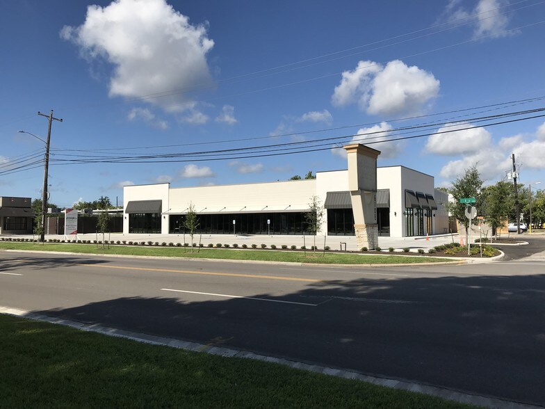 6108 S Rice Ave, Houston, TX 77081