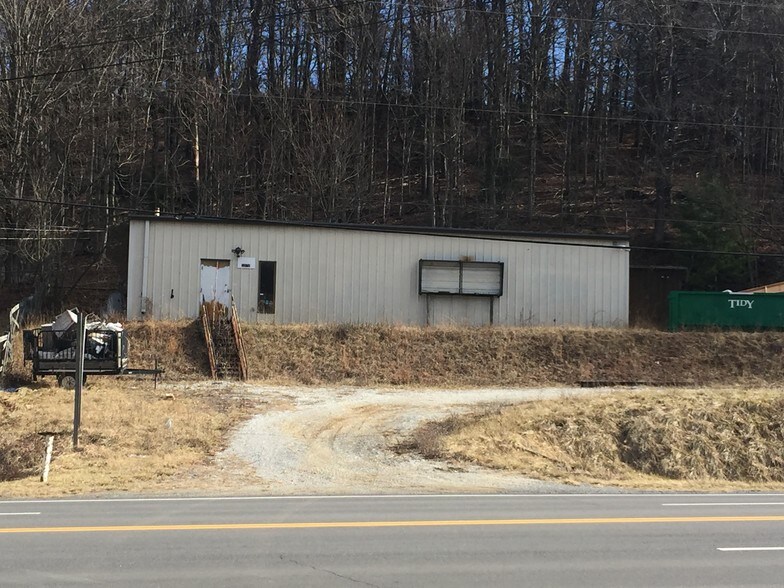 5978 Lee Hwy, Troutville, VA 24175