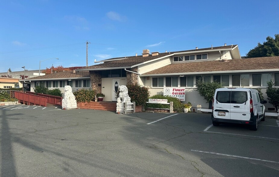 2820 Broadmoor Ave, Concord, CA for sale - Building Photo - Image 1 of 78