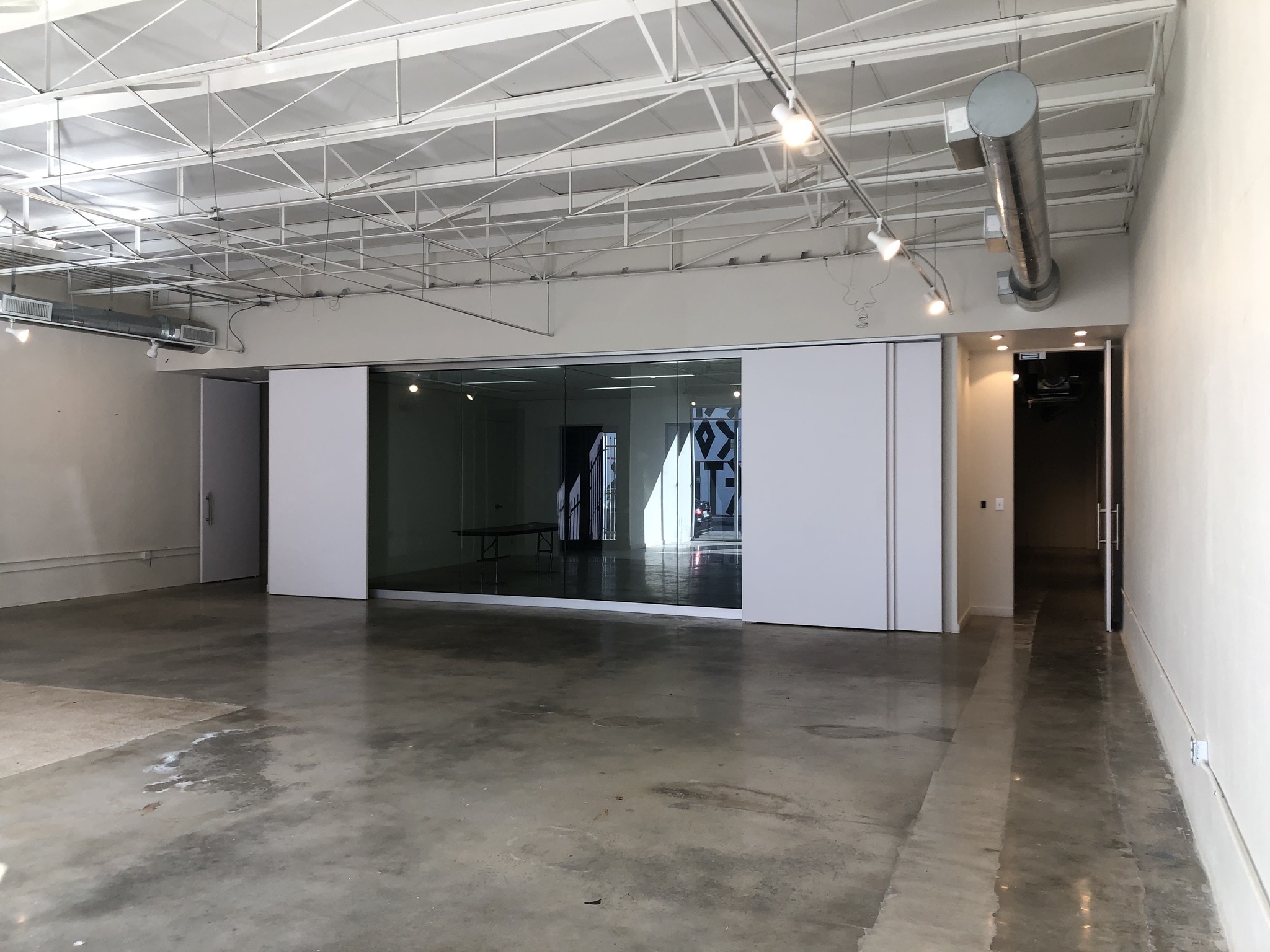 285 NW 26th St, Miami, FL for lease Building Photo- Image 1 of 7