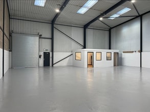 Kingsbury Rd, Birmingham for lease Interior Photo- Image 2 of 4