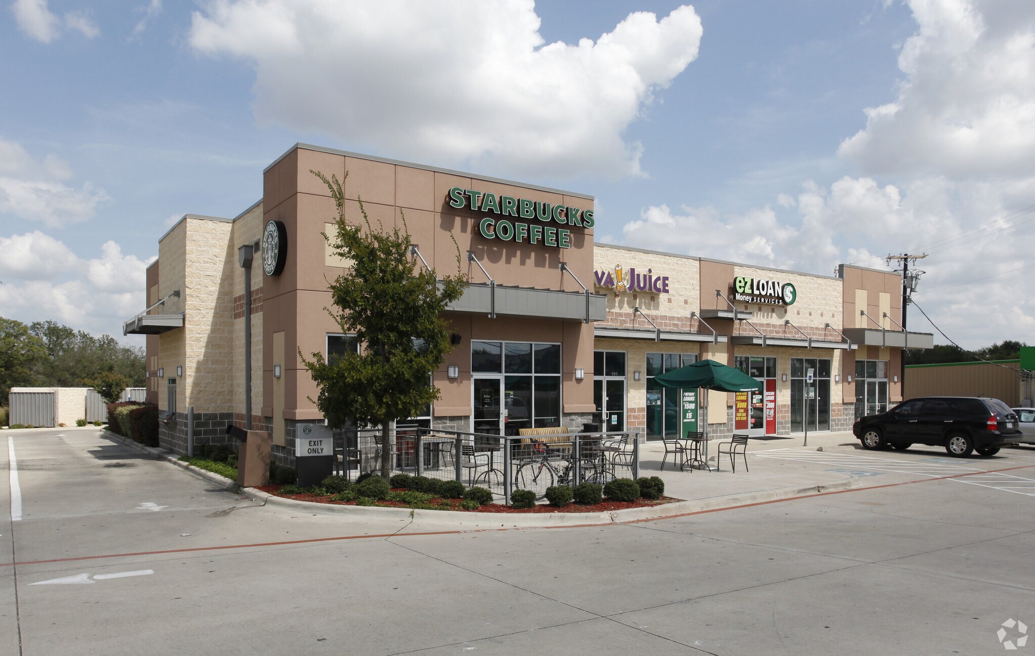 208 Hewitt Dr, Waco, TX for sale Primary Photo- Image 1 of 1