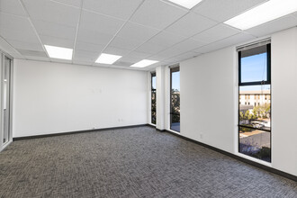 1650 S Amphlett Blvd, San Mateo, CA for lease Interior Photo- Image 2 of 36