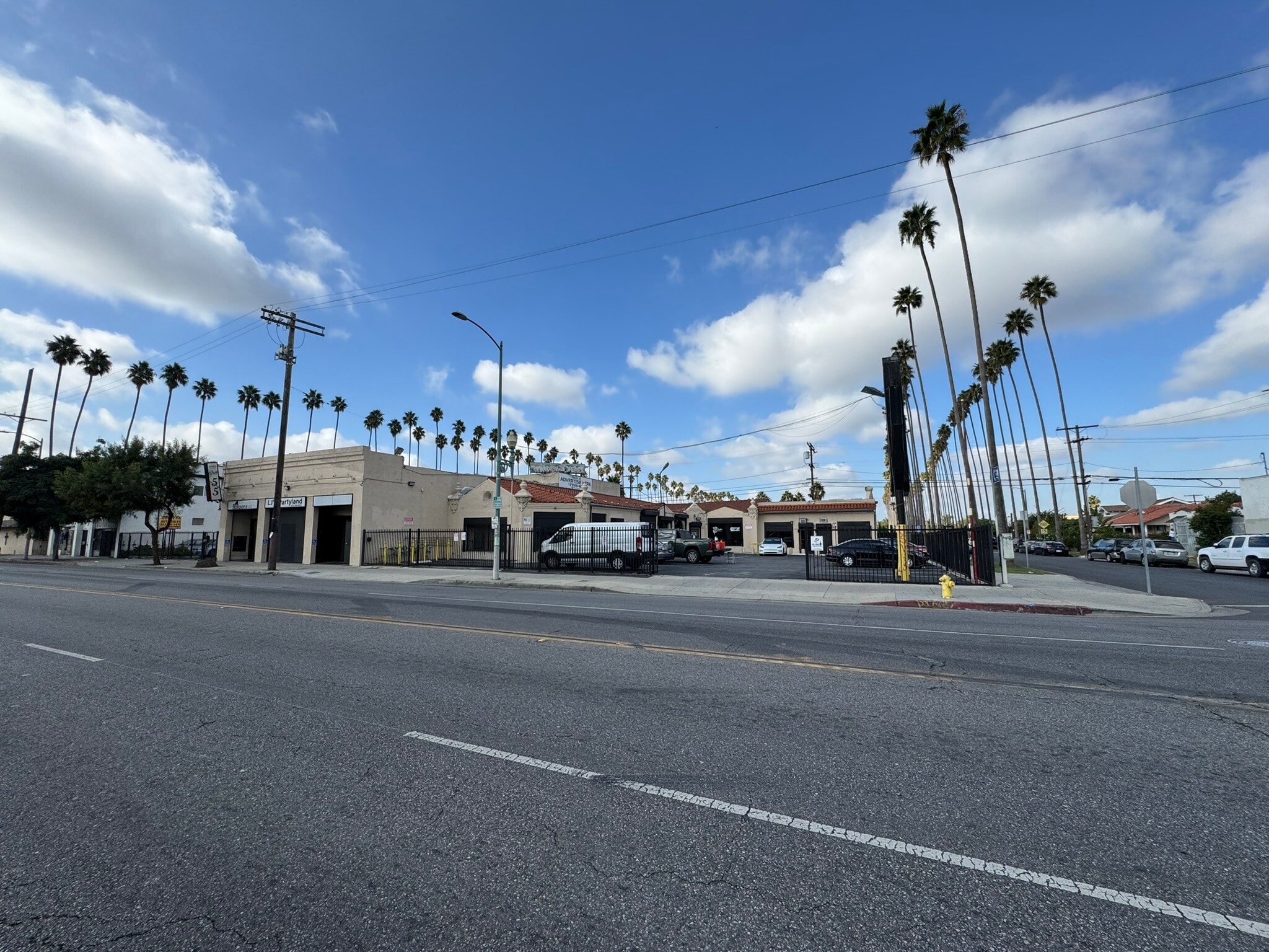 5501-5511 S Vermont Ave, Los Angeles, CA for lease Building Photo- Image 1 of 11