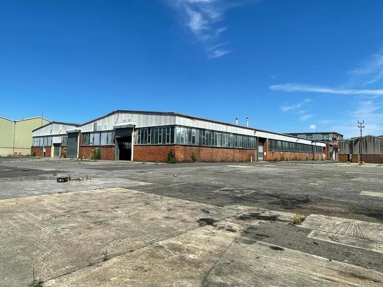 Bath Rd, Melksham for lease - Building Photo - Image 2 of 8