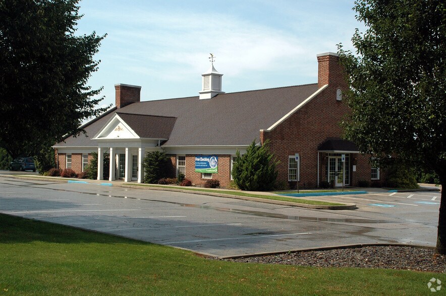 3421 Carlisle Rd, Dover, PA 17315