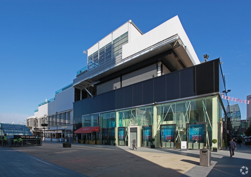 157-213 Montfichet Rd, London for lease - Building Photo - Image 3 of 18