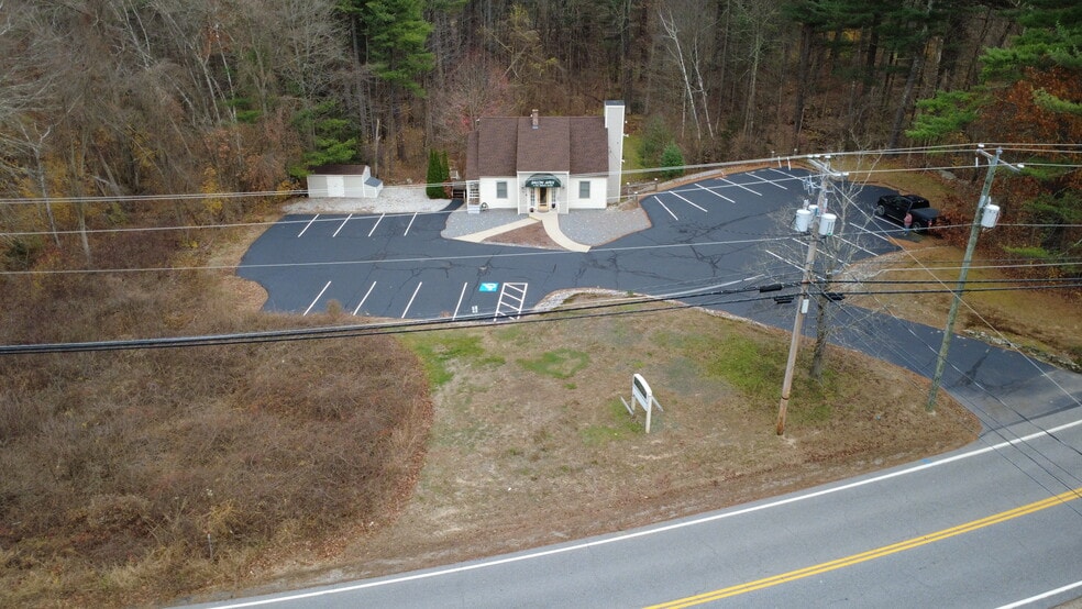 110 Ponemah Rd, Amherst, NH for sale - Building Photo - Image 2 of 14