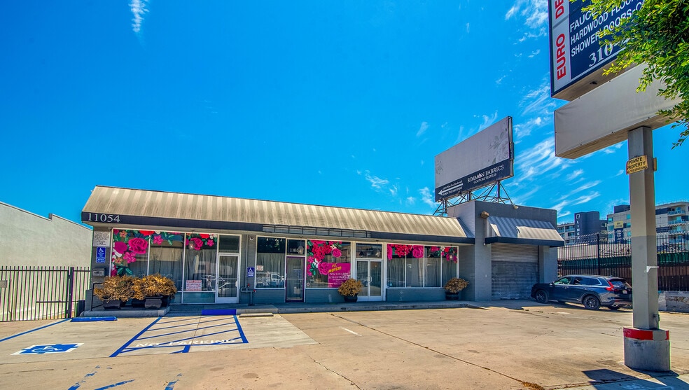 11054 W Pico Blvd, Los Angeles, CA for sale - Building Photo - Image 2 of 5