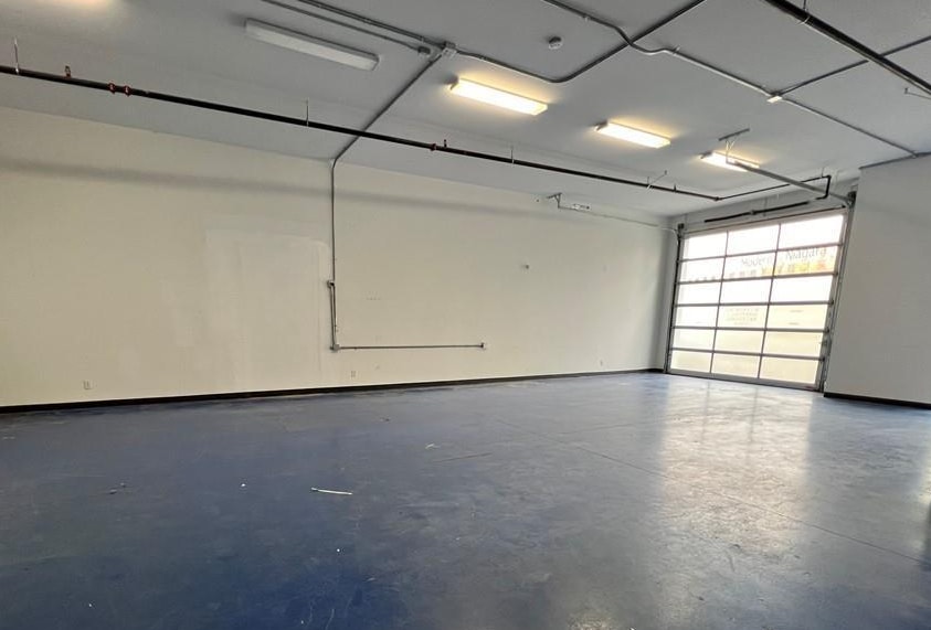 65 Denzil Doyle Crt, Ottawa, ON K4M 2B4 - Unit 113 - - Interior Photo - Image 1 of 2