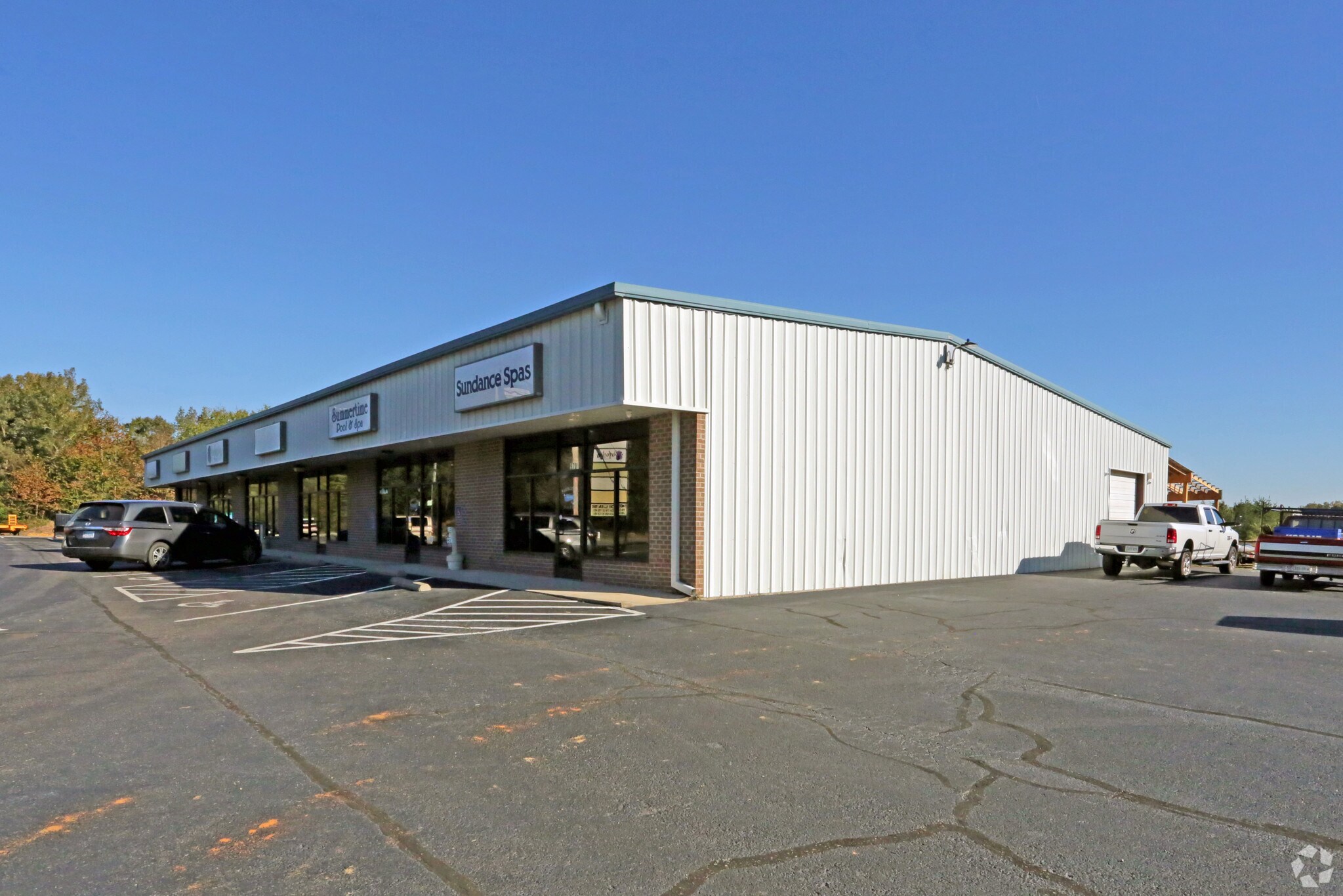 970 Mt Cross Rd, Danville, VA for sale Primary Photo- Image 1 of 1