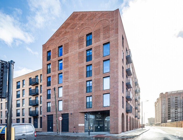 254 Great Howard St, Liverpool for lease - Building Photo - Image 2 of 7