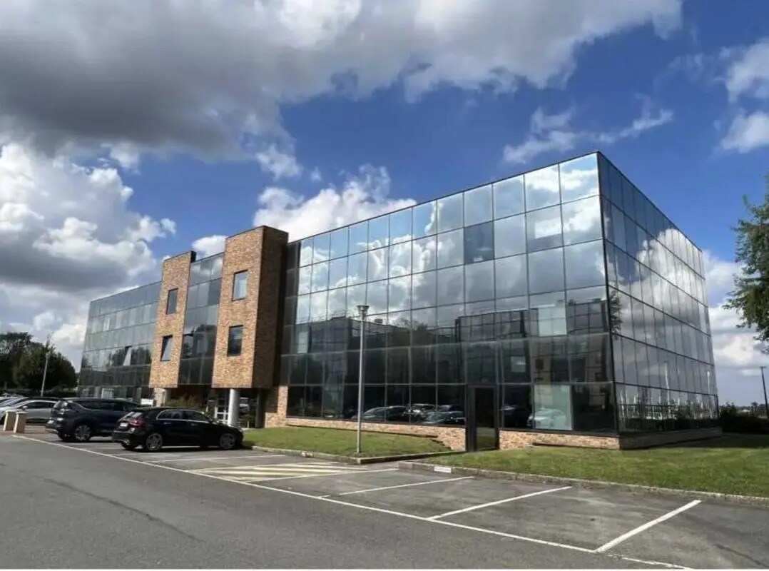 Route De L'orme Des Merisiers, Saint-Aubin for lease Building Photo- Image 1 of 5