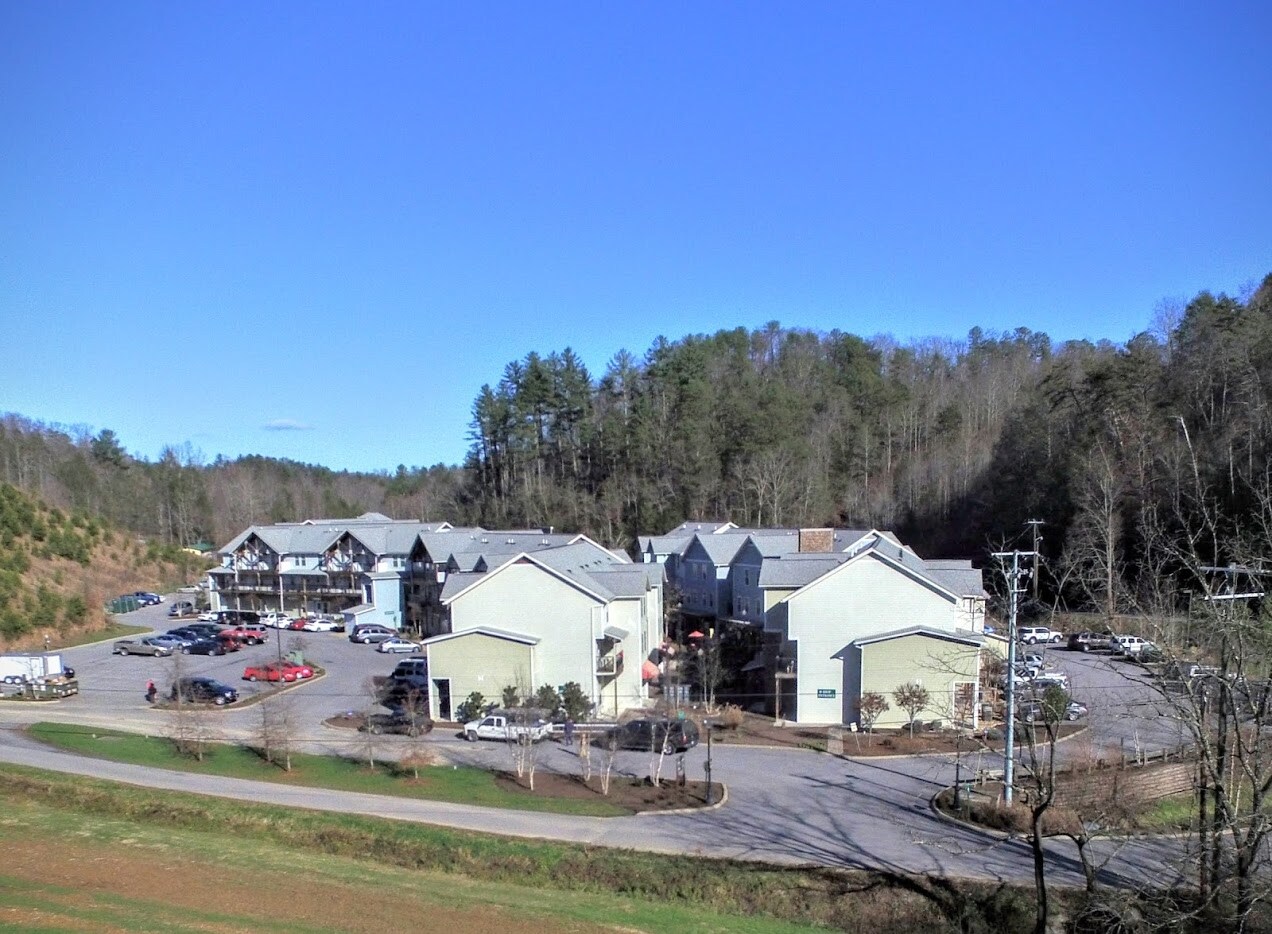 849 Glades Rd, Gatlinburg, TN 37738 Covered Bridge In The Glades