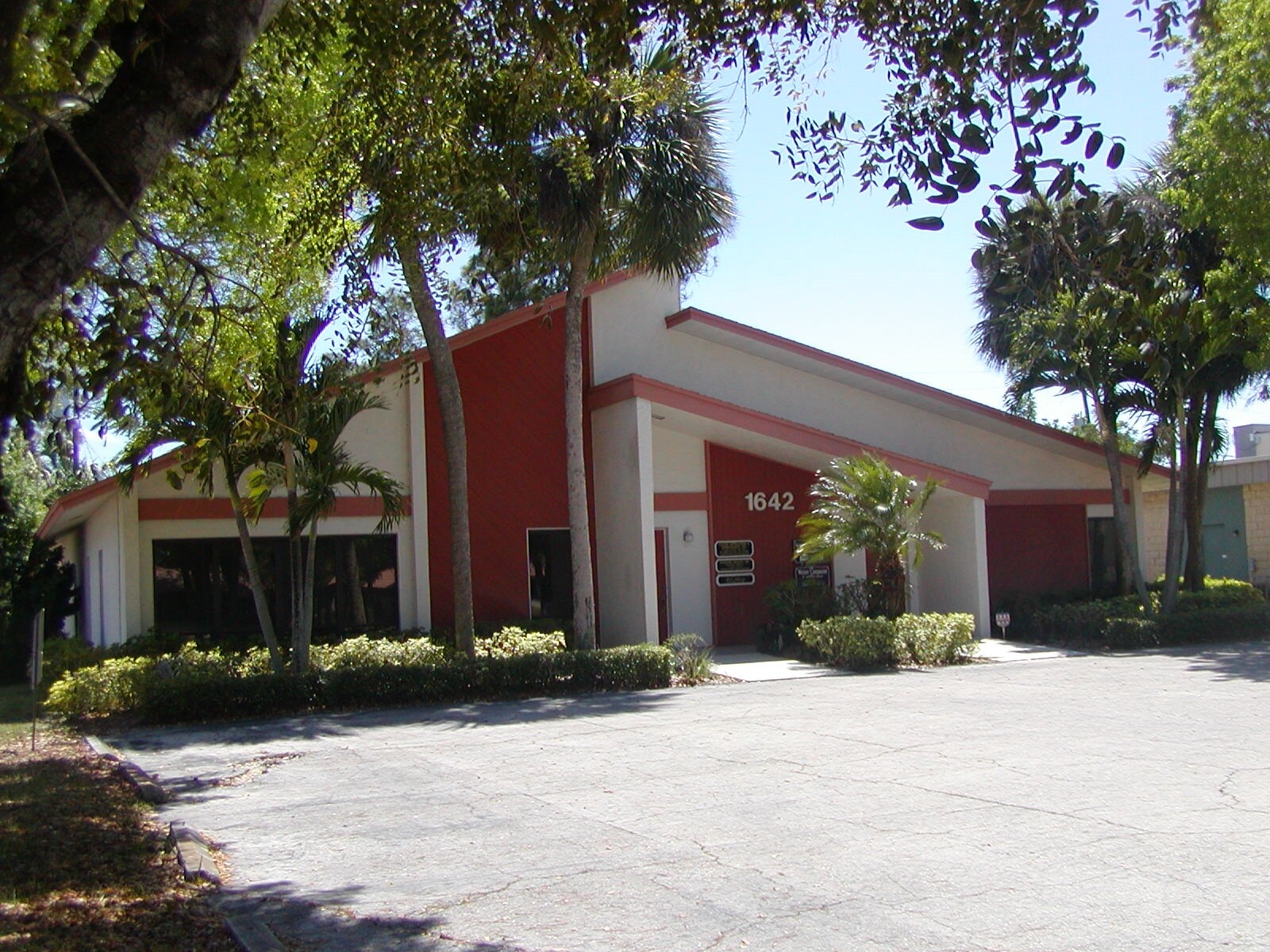 1642 Medical Ln, Fort Myers, FL for sale Building Photo- Image 1 of 1