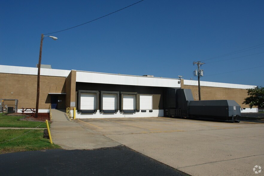 701 Griffith Rd, Charlotte, NC for lease - Image 1 of 6