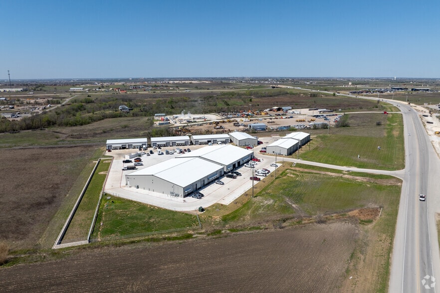 5957 Chandler Rd, Hutto, TX for lease - Aerial - Image 3 of 5