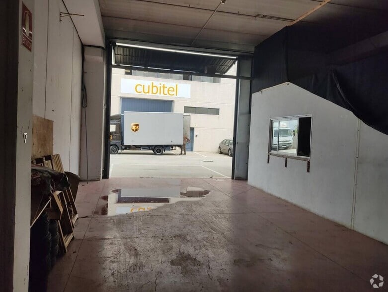 Industrial in Madrid, Madrid for sale - Interior Photo - Image 1 of 1