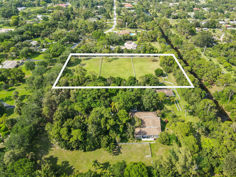 Nashua Dr, Palm Beach Gardens, FL for sale - Building Photo - Image 2 of 8