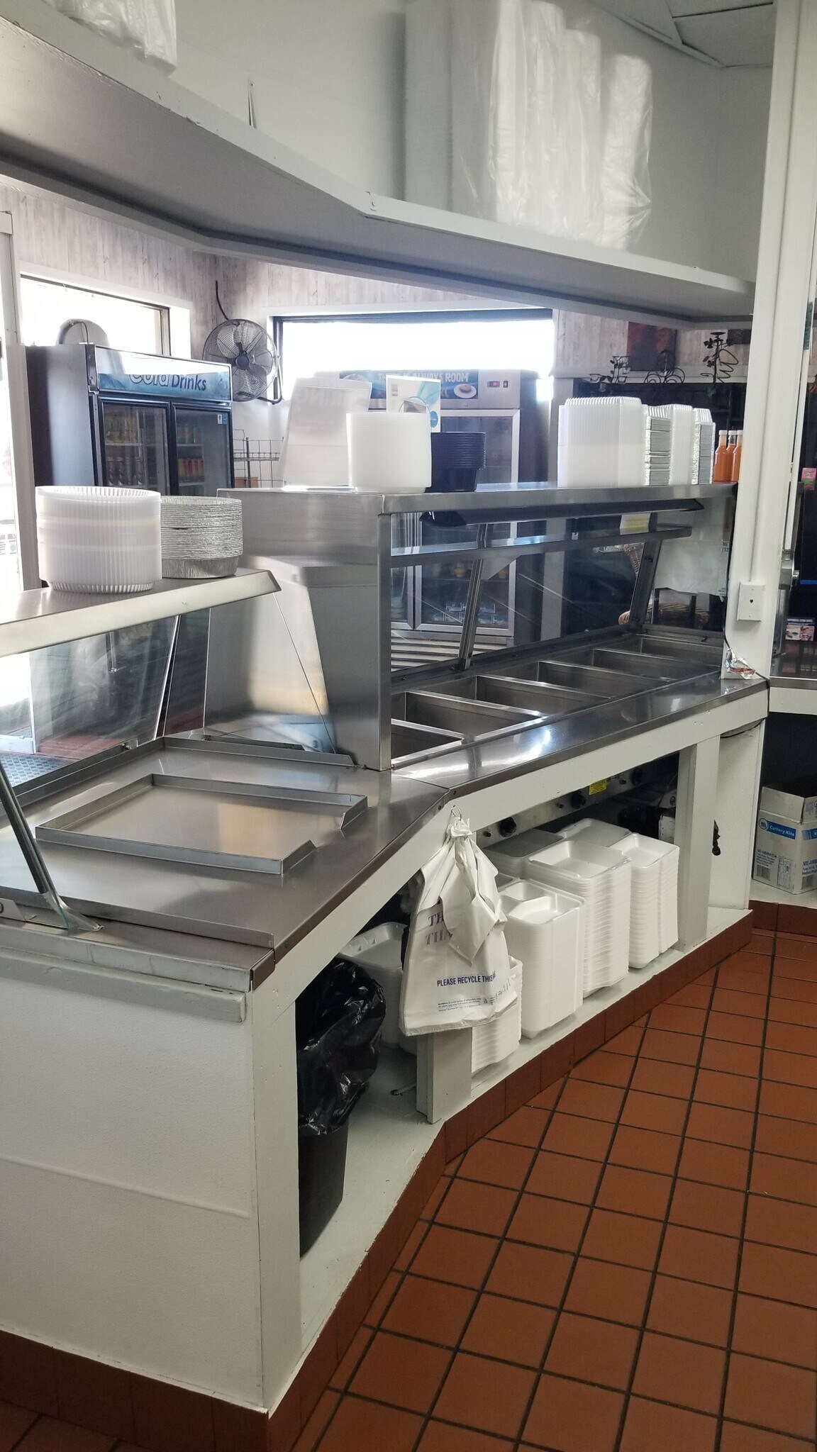 652 Bedford St, Fall River, MA for sale Interior Photo- Image 1 of 1