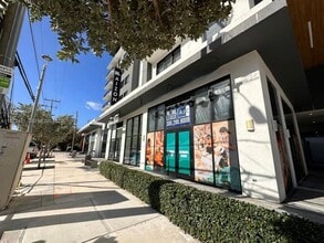 221 SW 12th St, Miami, FL for lease Building Photo- Image 1 of 11
