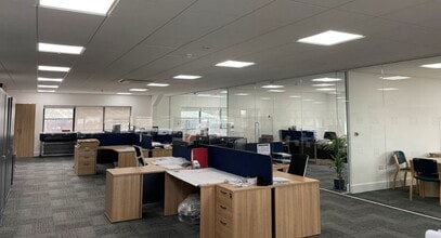 Little Money Rd, Loddon for lease Interior Photo- Image 1 of 2