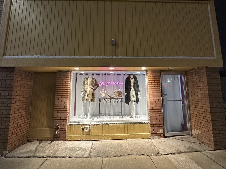 4111 12 Mile Rd, Berkley, MI for sale - Building Photo - Image 2 of 10