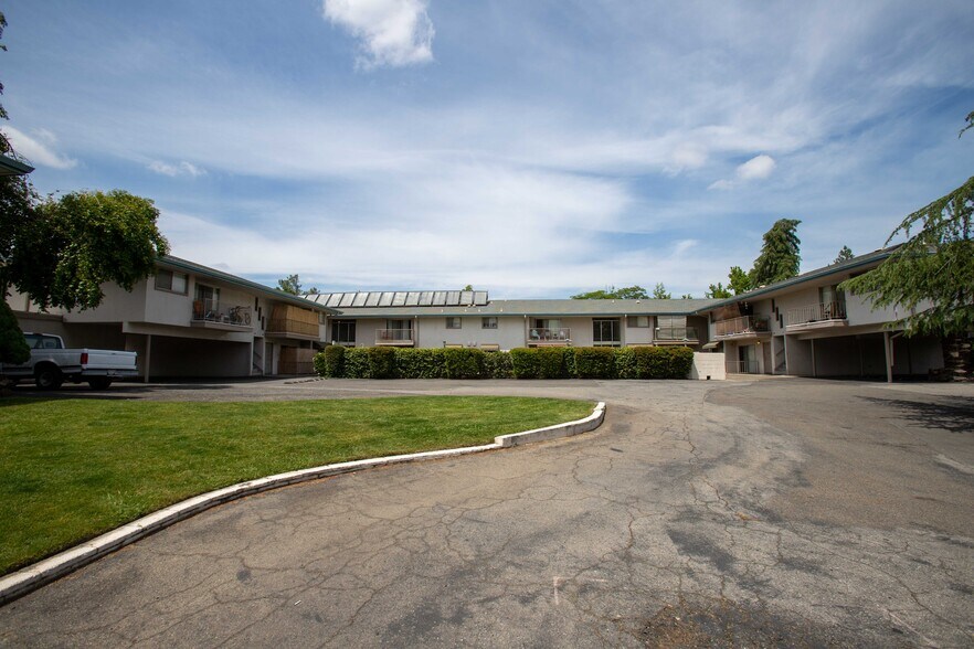 3510 Bechelli Ln, Redding, CA for sale - Building Photo - Image 1 of 1