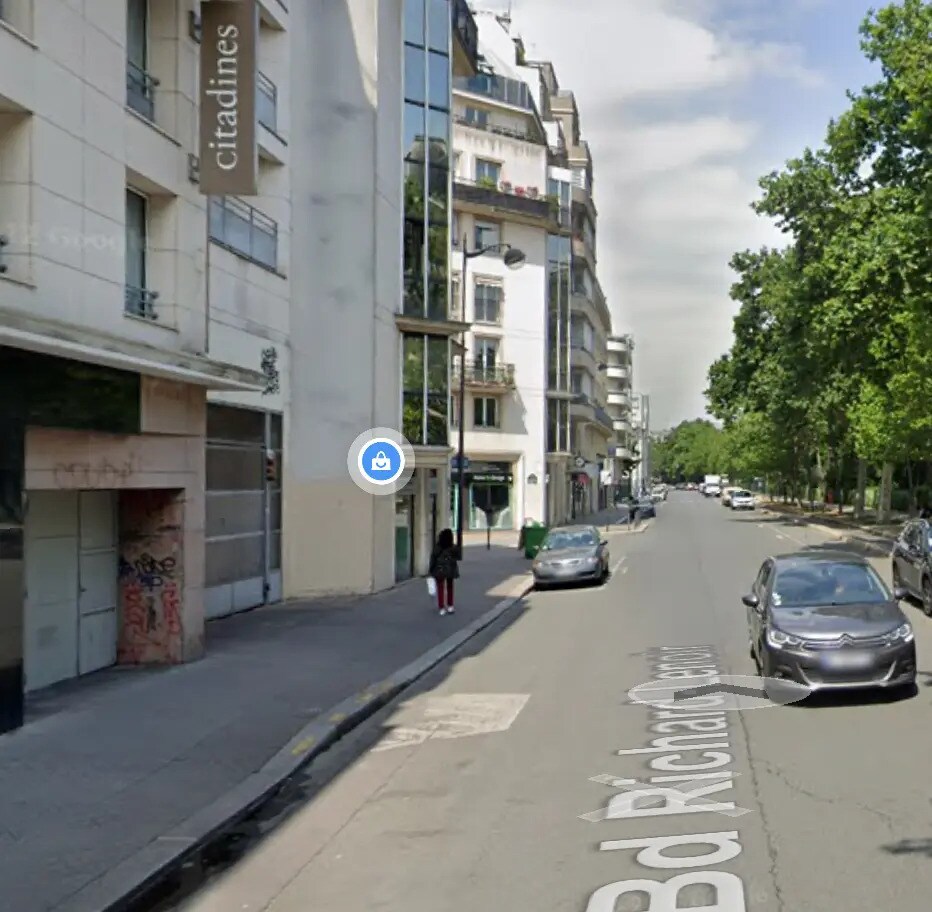 Retail in Paris for lease Building Photo- Image 1 of 5
