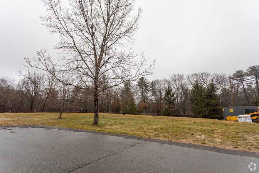 5 Orchard Dr, Stow, MA for lease - Primary Photo - Image 1 of 2