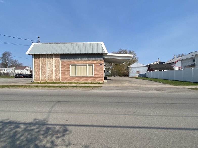 1322 Ford St, Ogdensburg, NY for sale - Primary Photo - Image 1 of 1