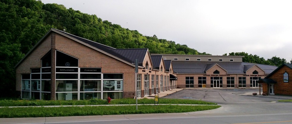 806 Short St, Decorah, IA for sale - Other - Image 1 of 1