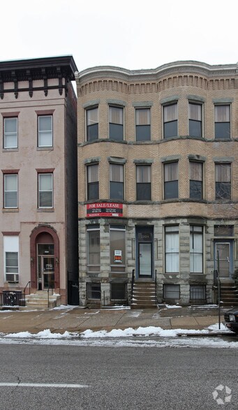 2204 Maryland Ave, Baltimore, MD for sale - Primary Photo - Image 1 of 1