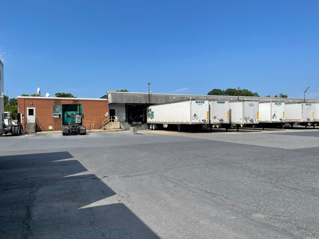 1115 Slate Hill Rd, Camp Hill, PA for lease Primary Photo- Image 1 of 4