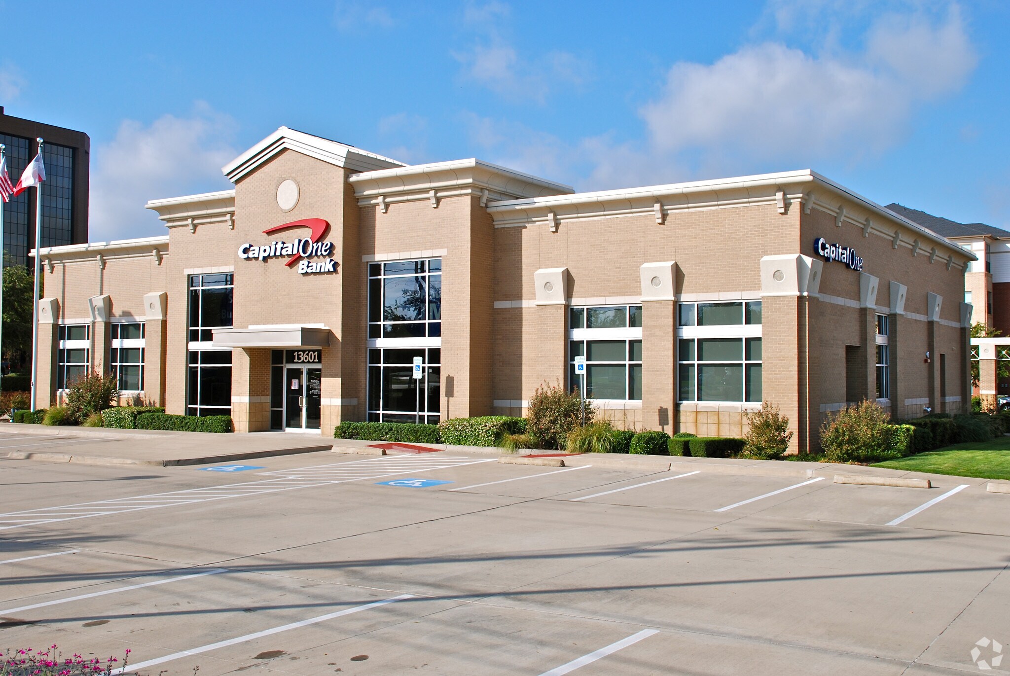 13601 Midway Rd, Farmers Branch, TX for sale Primary Photo- Image 1 of 1