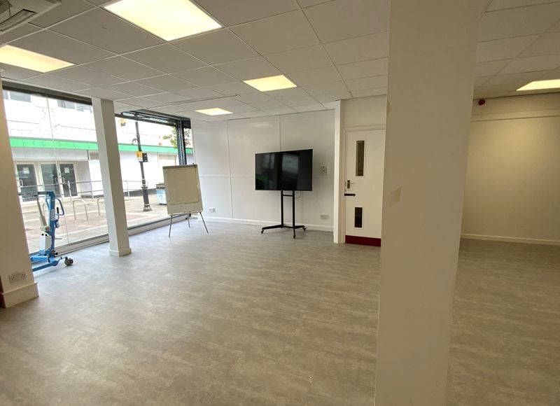 62-64 Low St, Keighley for lease Interior Photo- Image 1 of 1