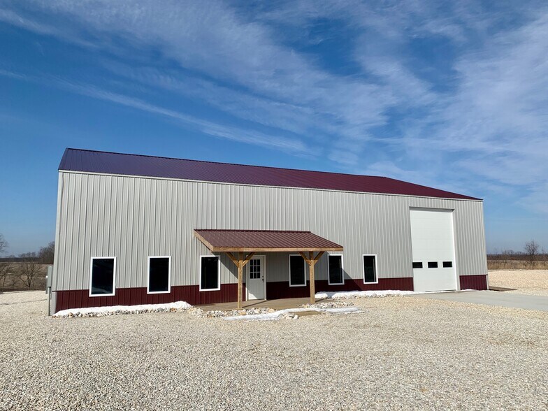 14 Industrial Dr, La Grange, MO for sale - Building Photo - Image 1 of 1