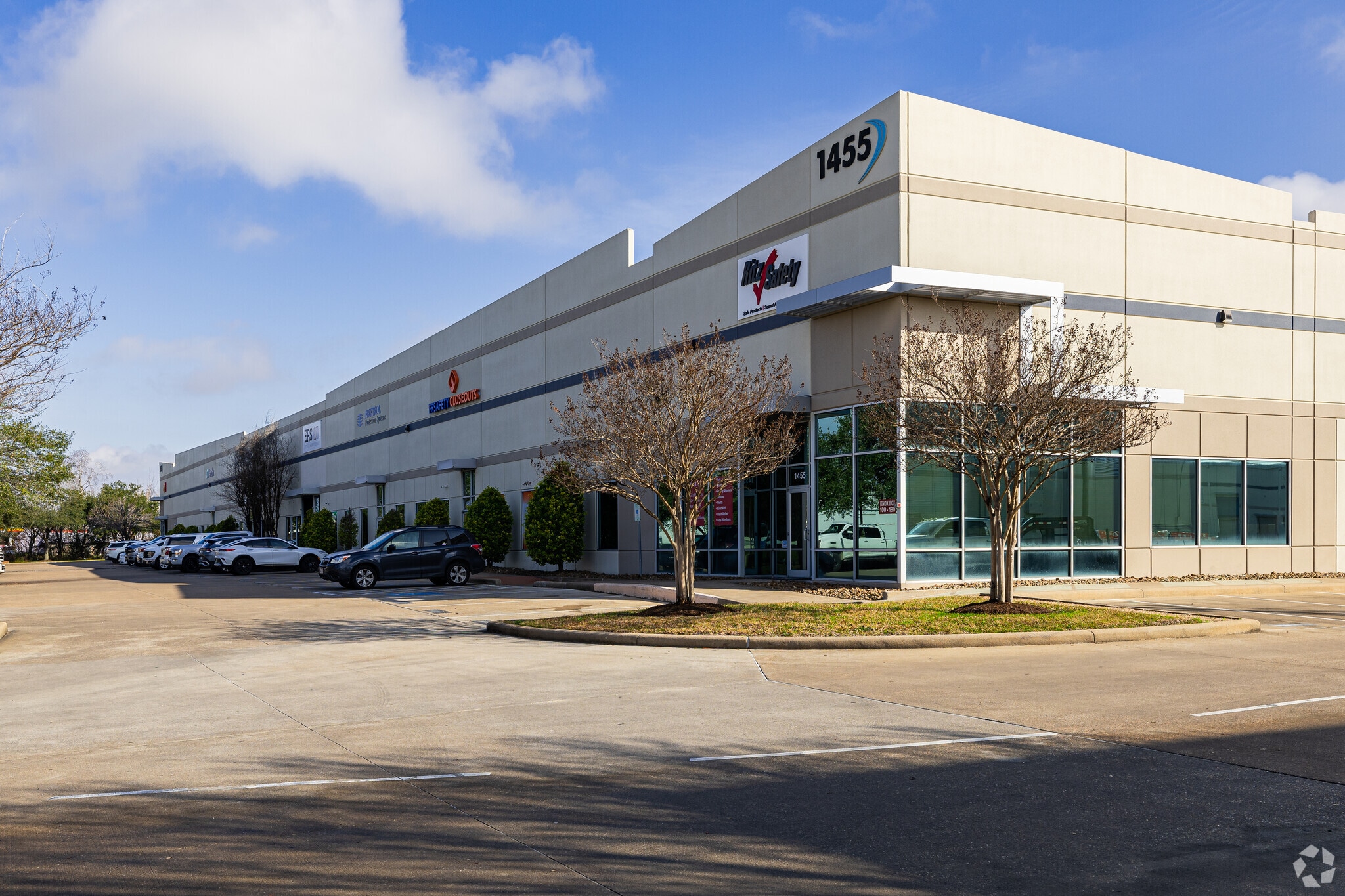 1455 E Sam Houston Pky S, Pasadena, TX for lease Building Photo- Image 1 of 20