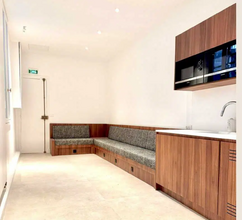 Coworking Space in Paris for lease Interior Photo- Image 2 of 3