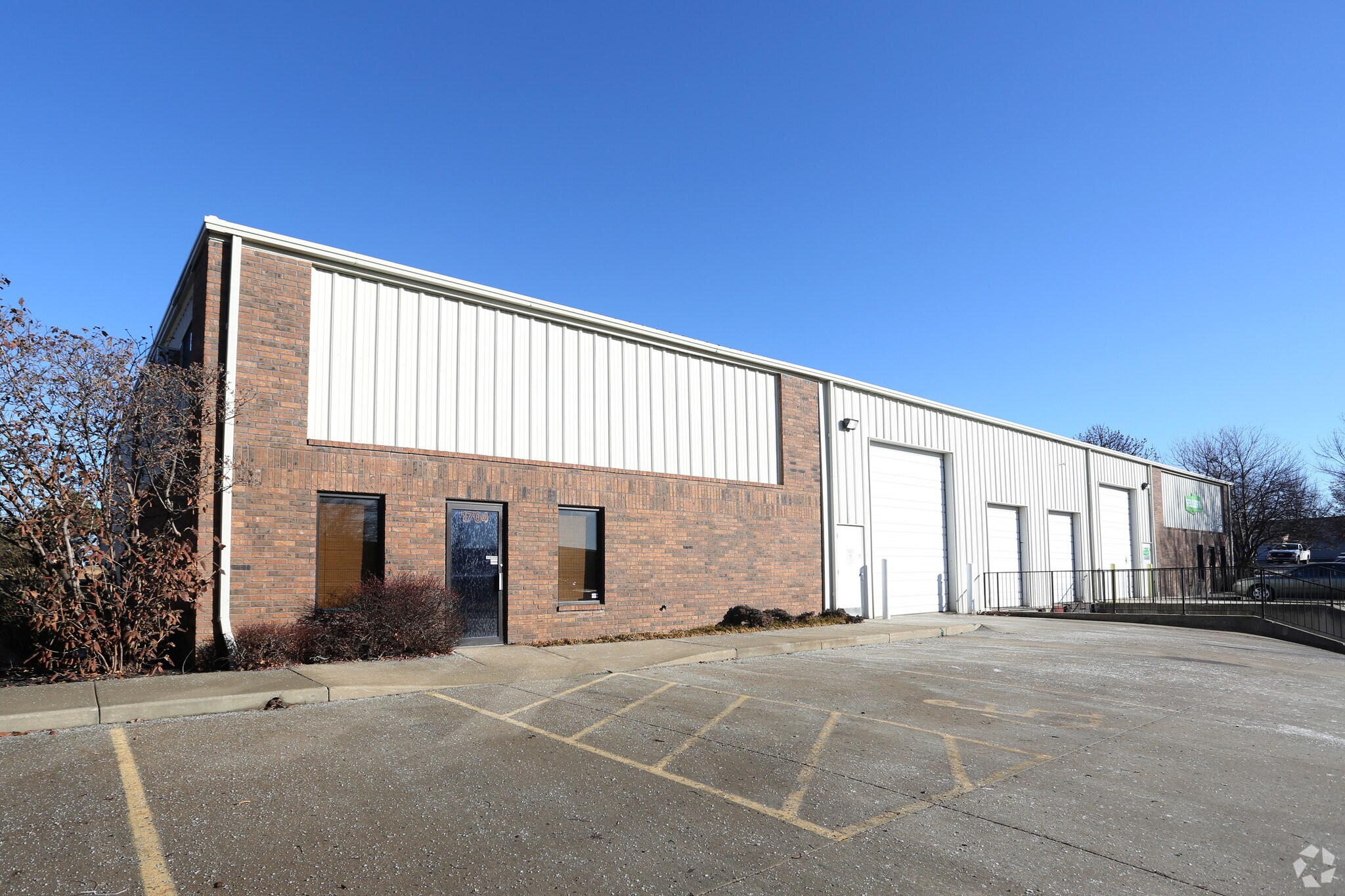 1704-1706 E 123rd Ter, Olathe, KS for sale Primary Photo- Image 1 of 1