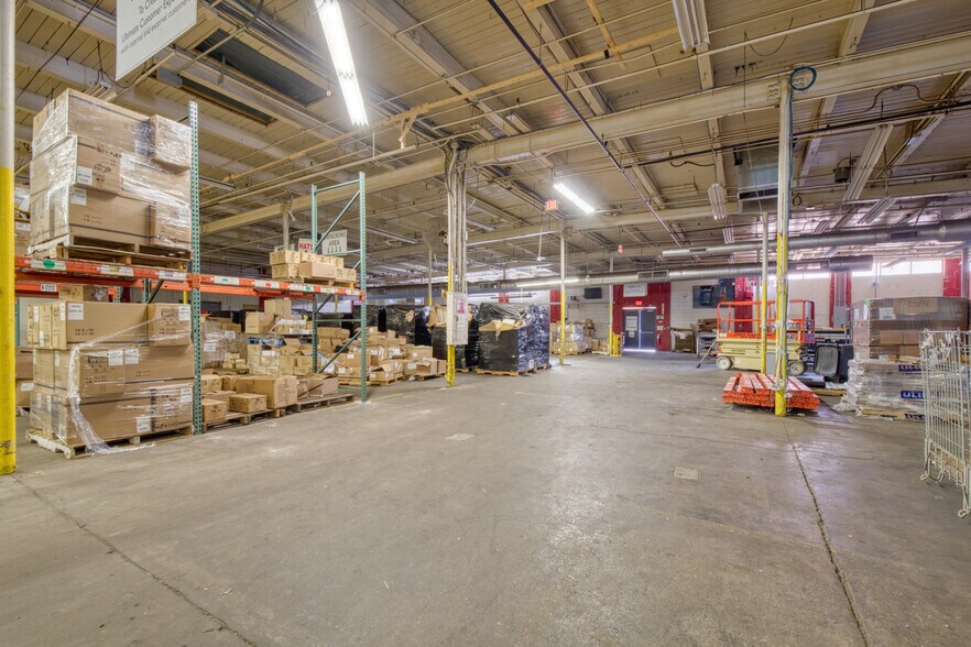 1100 Boston Ave, Bridgeport, CT 06610 Building 2