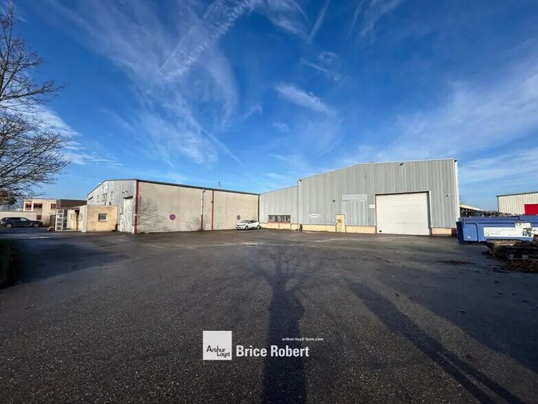 3 Rue Pascal, Chassieu for lease - Building Photo - Image 1 of 6