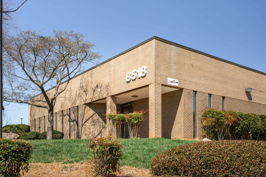8518 Triad Dr, Colfax, NC for lease - Building Photo - Image 1 of 22