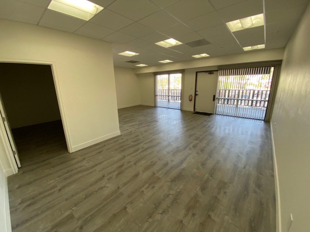 1525 Mesa Verde Dr E, Costa Mesa, CA 92626 Office Space for Lease